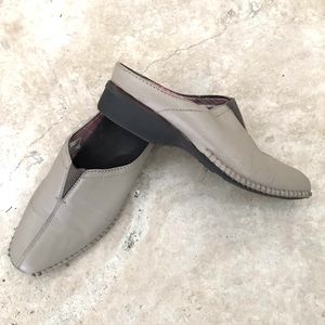 Timberland leather Moroccan “Comforia” mules, in putty, size 7M